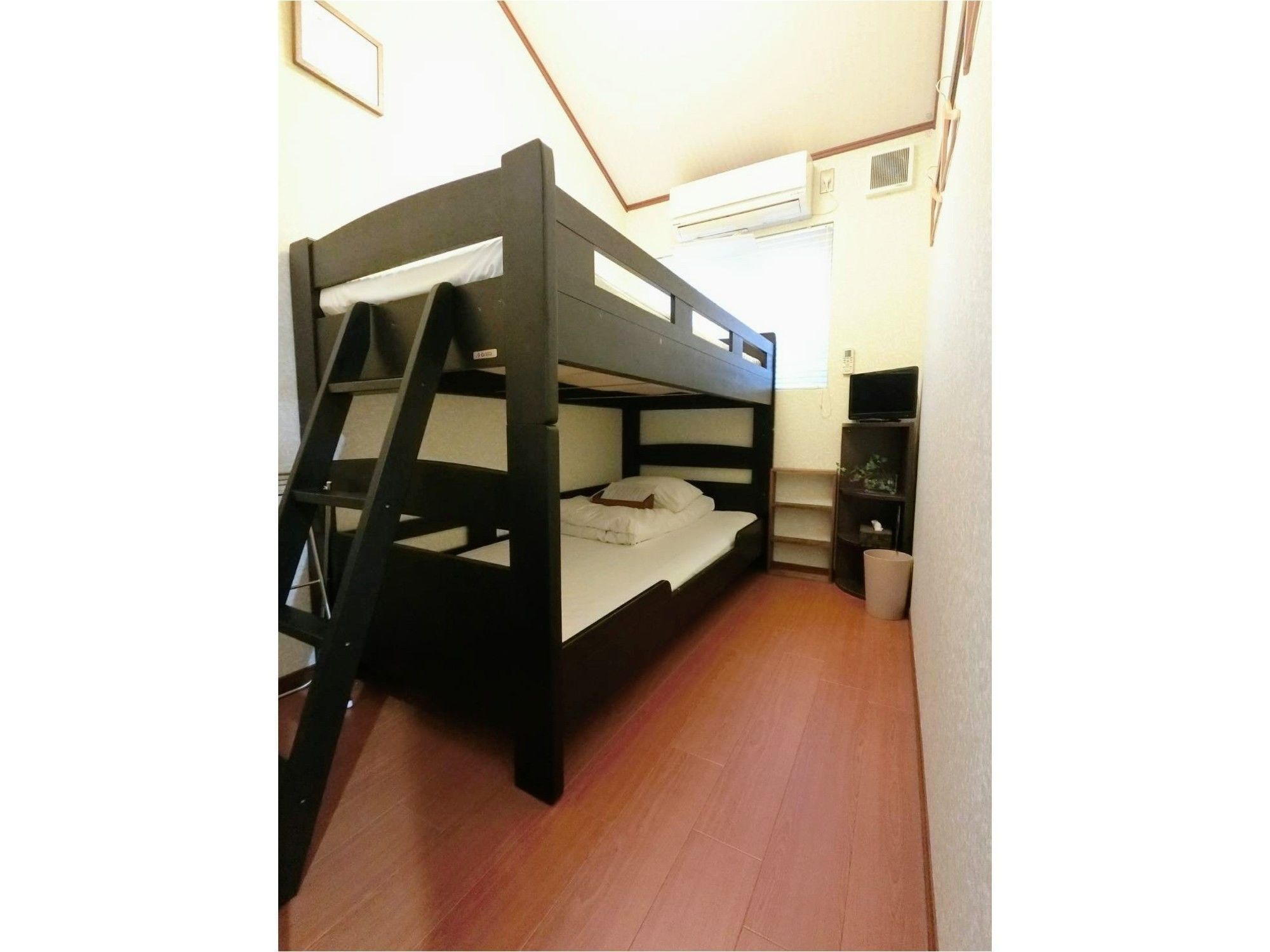 Guest House Na-No-Hana - Hostel, Caters To Women كيوتو المظهر الخارجي الصورة