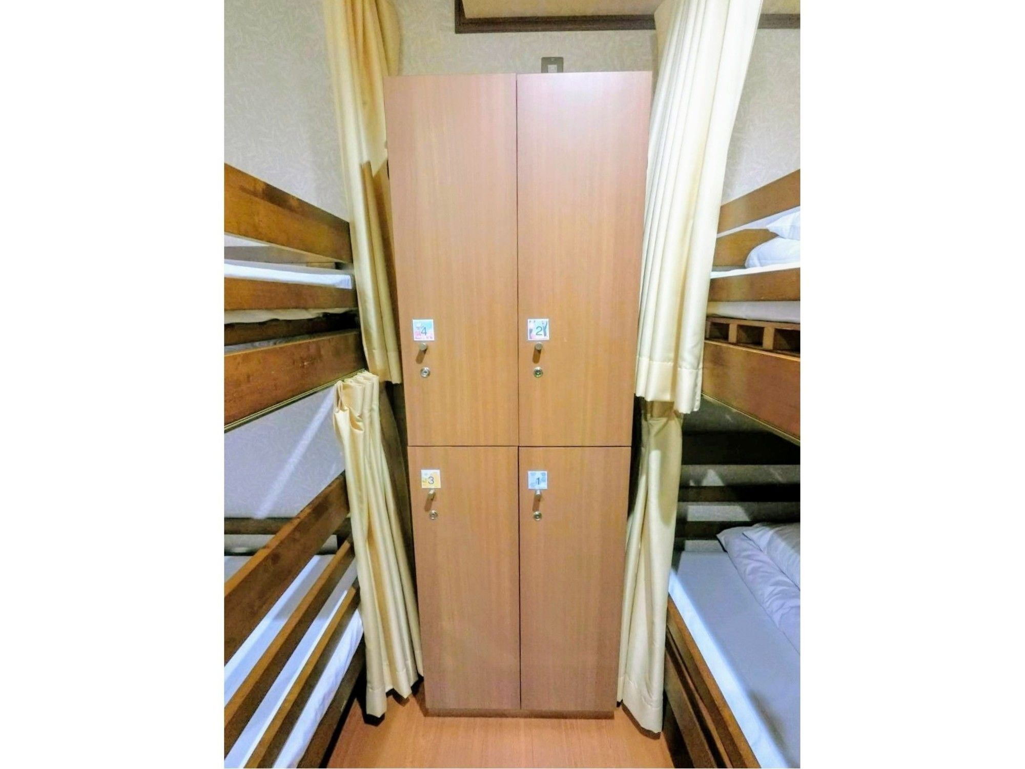 Guest House Na-No-Hana - Hostel, Caters To Women كيوتو المظهر الخارجي الصورة